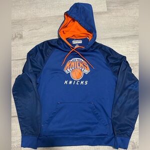 NWOT New York Knicks Majestic Royal Armor II Therma Base Pullover Hoodie. Sz Med
